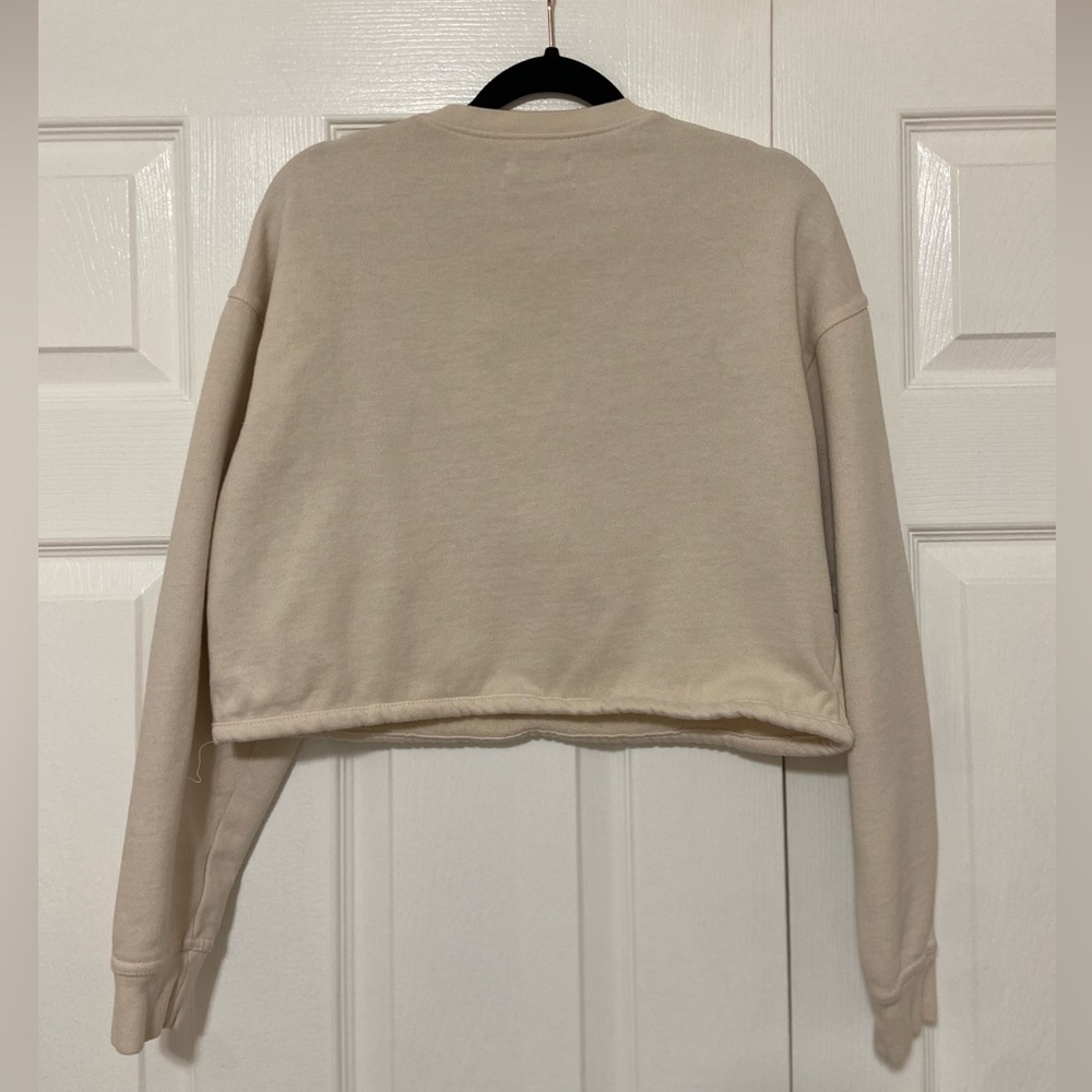 Urban Outfitters Cropped Cream Sweater - Picture 4 of 4